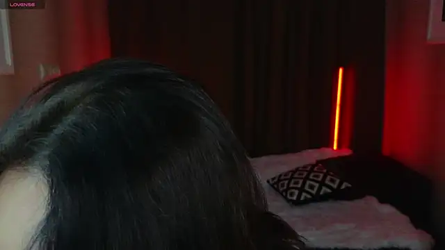 cute club online show from 28, 11, 2025