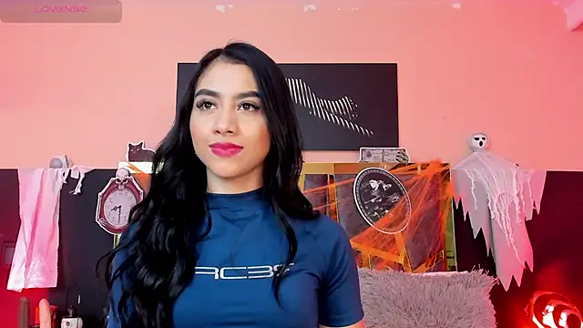 ScarletTorres online show from 29, 10, 2025