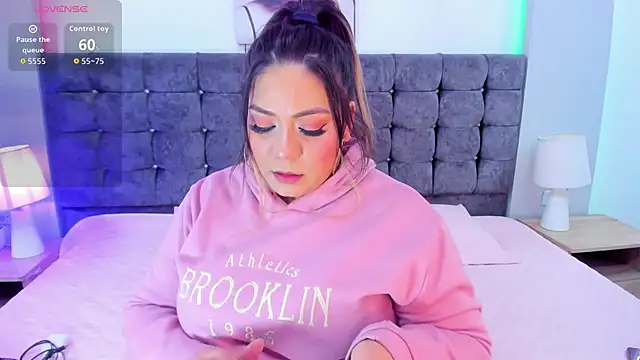 isabella horney  online show from 16, 11, 2025