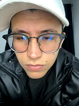 Kurtxxx22 online show from 19, 11, 2025