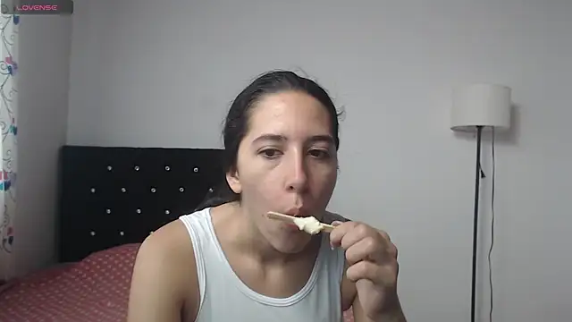 Snapshot of lilacream chatting on 16, 9, 2025 lilacream online show from 16, 9, 2025