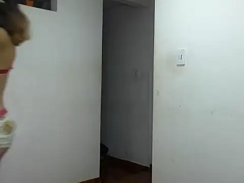 MeganAndMaxxh online show from 15, 9, 2025