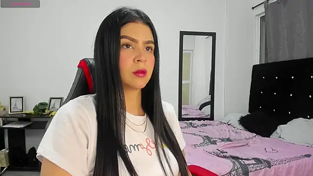 NicoleFletcher online show from 14, 11, 2025