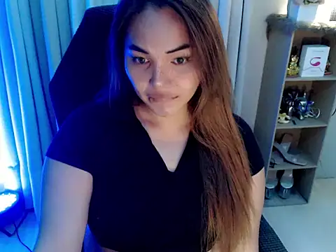 Snapshot of HolLyFaaCKer chatting on 2, 10, 2025 HolLyFaaCKer online show from 2, 10, 2025