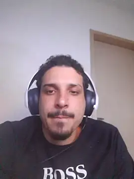 Snapshot of branquintatto chatting on 22, 10, 2025 branquintatto online show from 22, 10, 2025