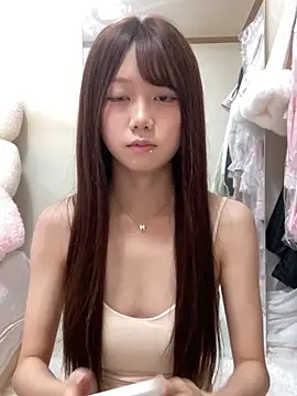 Snapshot of zaizaiNono chatting on 10, 11, 2025 zaizaiNono online show from 10, 11, 2025