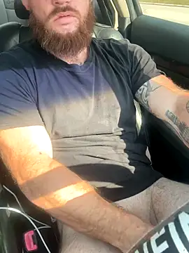 Snapshot of bearcub300 chatting on 30, 9, 2025 bearcub300 online show from 30, 9, 2025