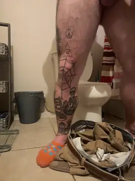 Snapshot of bearcub300 chatting on 9, 10, 2025 bearcub300 online show from 9, 10, 2025