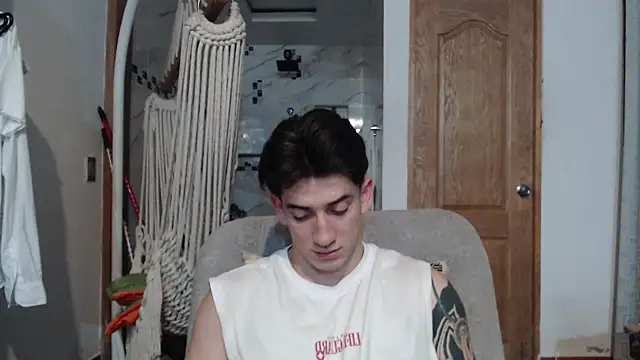 Snapshot of AteneoJr chatting on 5, 10, 2025 AteneoJr online show from 5, 10, 2025