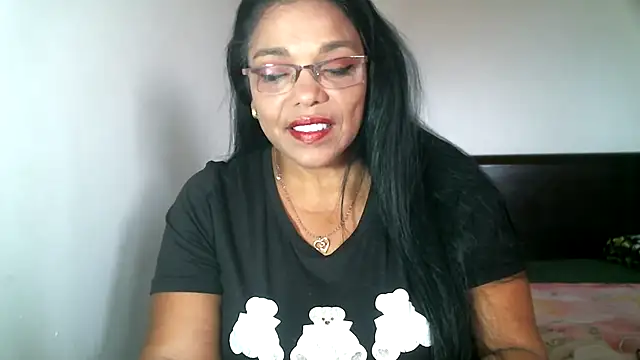 Snapshot of afrodhita_hot chatting on 27, 10, 2025 afrodhita hot online show from 27, 10, 2025