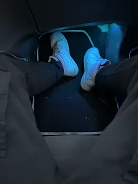 Snapshot of Manu97k chatting on 3, 11, 2025 Manu97k online show from 3, 11, 2025