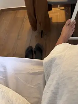 Snapshot of Manu97k chatting on 1, 12, 2025 Manu97k online show from 1, 12, 2025