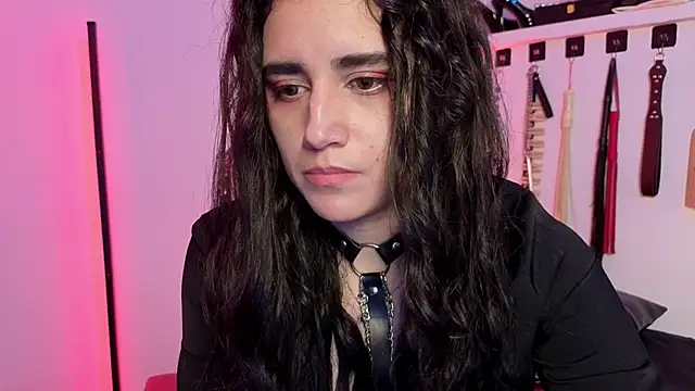 elowen halley1 online show from 23, 2, 2026