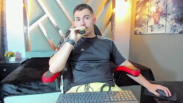 BrunoWalkerr online show from 15, 10, 2025