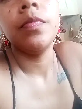 Daila Lucia online show from 19, 9, 2025