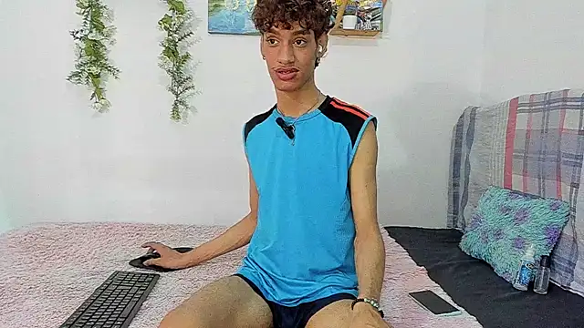 Peterfrost19 online show from 9, 11, 2025