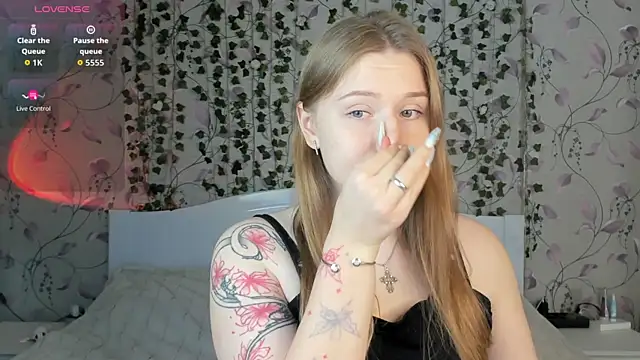  influensii  online show from 10, 11, 2025