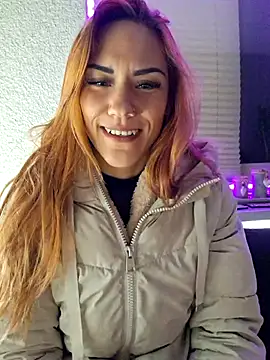 SlimBellaa online show from 28, 11, 2025