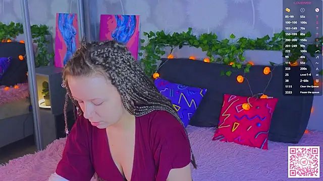 EmiliSaren online show from 6, 10, 2025