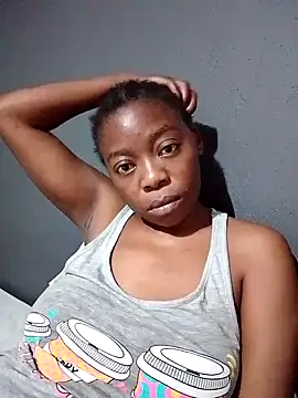 sexyhotchic93 online show from 25, 10, 2025