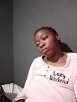 sexyhotchic93 online show from 29, 10, 2025