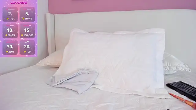 Snapshot of _Saandy chatting on 17, 10, 2025 Saandy online show from 17, 10, 2025