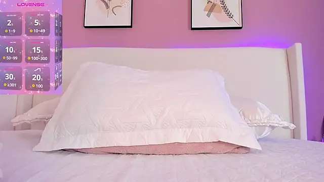 Snapshot of _Saandy chatting on 8, 11, 2025 Saandy online show from 8, 11, 2025