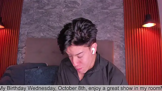 Snapshot of MaxCooper1 chatting on 7, 10, 2025 MaxCooper1 online show from 7, 10, 2025