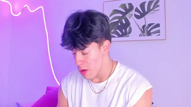 Snapshot of MaxCooper1 chatting on 20, 10, 2025 MaxCooper1 online show from 20, 10, 2025