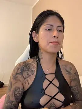 Snapshot of mrskarmaa chatting on 29, 10, 2025 mrskarmaa online show from 29, 10, 2025