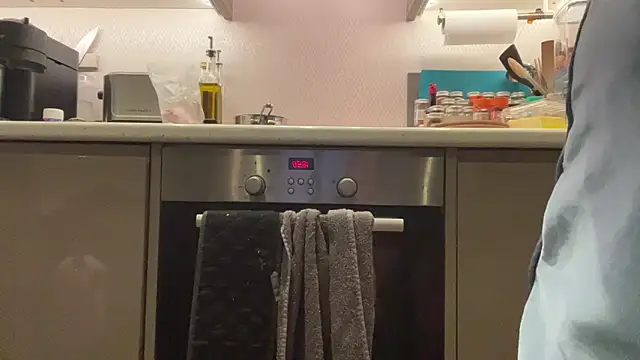 Snapshot of CelineLuxe chatting on 28, 9, 2025 CelineLuxe online show from 28, 9, 2025