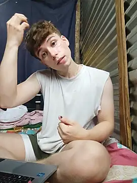 Snapshot of TaylerWhite chatting on 20, 11, 2025 TaylerWhite online show from 20, 11, 2025