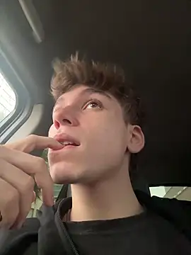 TaylerWhite online show from 6, 3, 2026