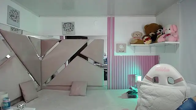 Mia garcia28 online show from 14, 10, 2025