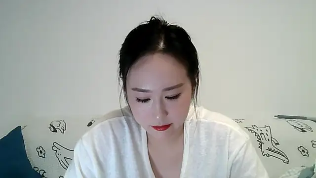 Snapshot of Belinda66 chatting on 19, 10, 2025 Belinda66 online show from 19, 10, 2025