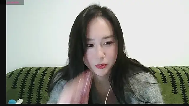 Snapshot of Belinda66 chatting on 8, 11, 2025 Belinda66 online show from 8, 11, 2025