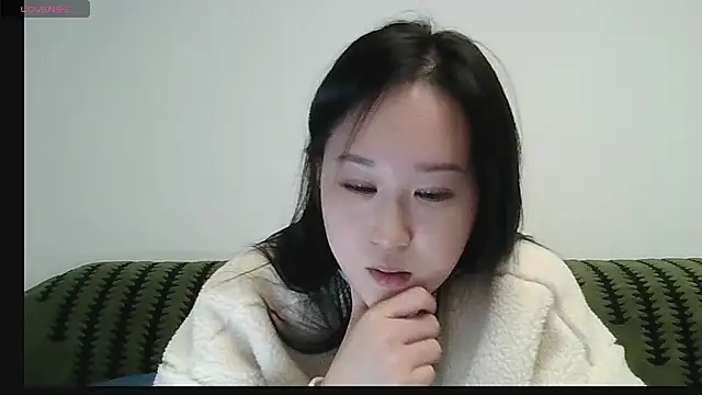 Snapshot of Belinda66 chatting on 21, 11, 2025 Belinda66 online show from 21, 11, 2025