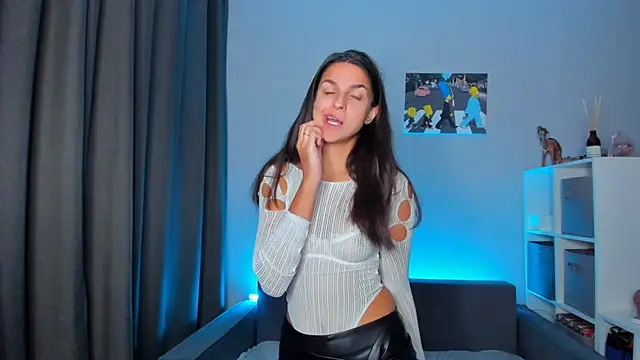 Guilana baby online show from 18, 9, 2025