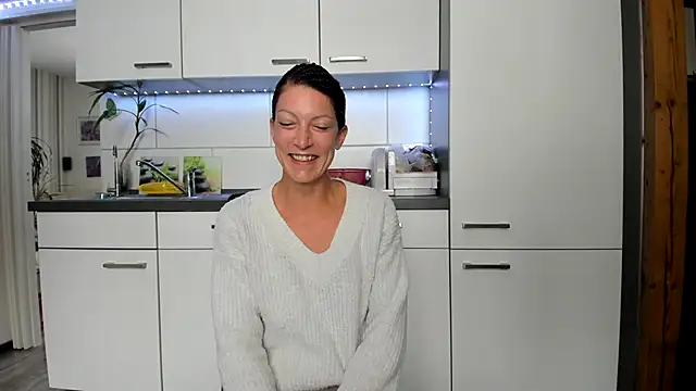 Axunamun online show from 24, 11, 2025