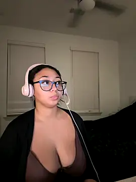 Snapshot of minhaa_gamer chatting on 19, 9, 2025 minhaa gamer online show from 19, 9, 2025