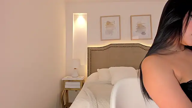 Amy azaela online show from 15, 12, 2025