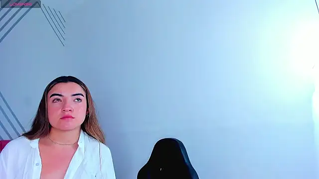 Vela jade online show from 13, 11, 2025