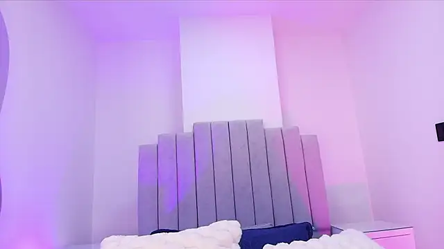 valecastro  online show from 21, 11, 2025