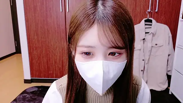 Ema o0 chan online show from 11, 10, 2025