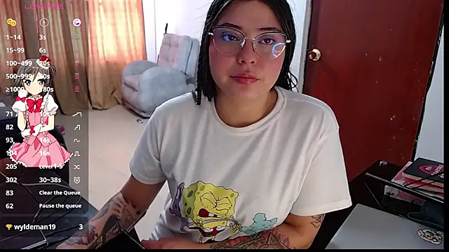 Snapshot of Hanna-11 chatting on 27, 10, 2025 Hanna-11 online show from 27, 10, 2025
