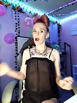 Snapshot of Purple2StayThnxx chatting on 8, 10, 2025 Purple2StayThnxx online show from 8, 10, 2025