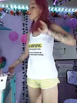 Snapshot of Purple2StayThnxx chatting on 21, 10, 2025 Purple2StayThnxx online show from 21, 10, 2025