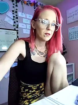 Snapshot of Purple2StayThnxx chatting on 18, 11, 2025 Purple2StayThnxx online show from 18, 11, 2025