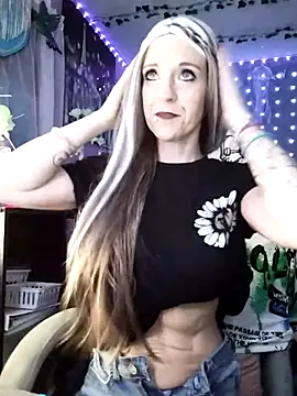 Purple2StayThnxx online show from 12, 2, 2026