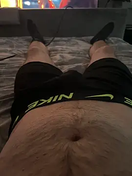 Snapshot of naughtycoupl98 chatting on 17, 2, 2026 naughtycoupl98 online show from 17, 2, 2026